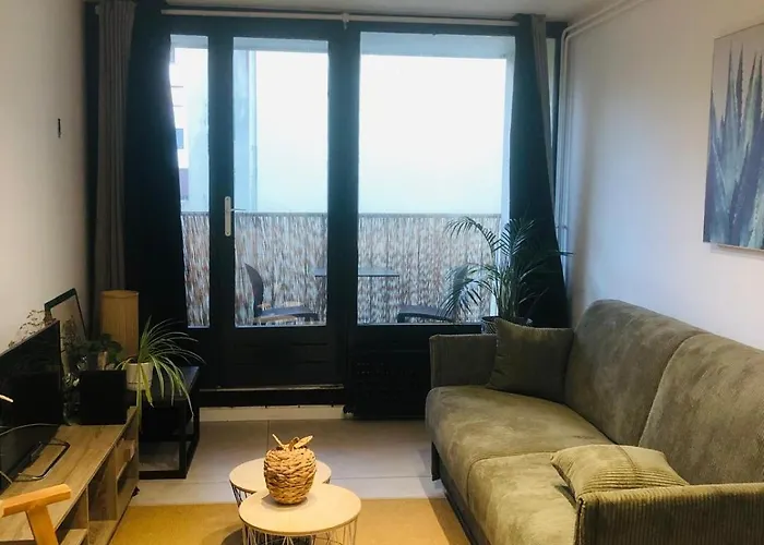 Cozy 10 Min Walk Centre And Train Station! Apartamento *