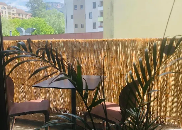 Cozy 10 Min Walk Centre And Train Station! Apartamento